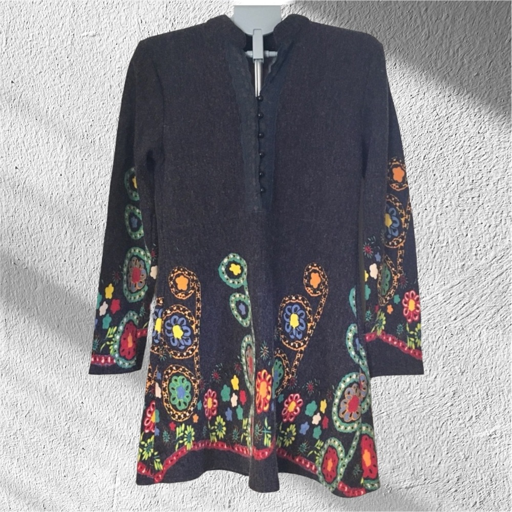 Reborn Floral Sweater Dress Size Small